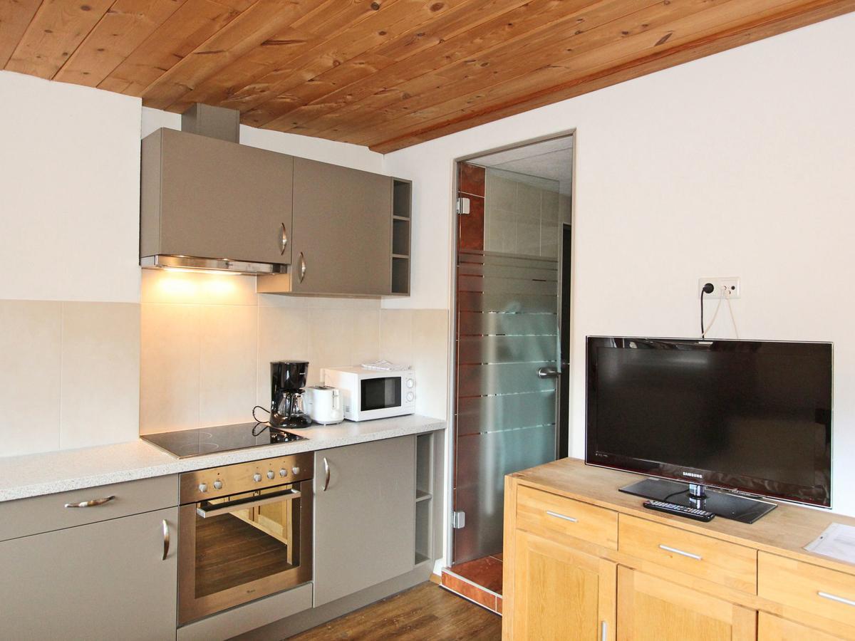 Almrose Appartement Stumm Buitenkant foto